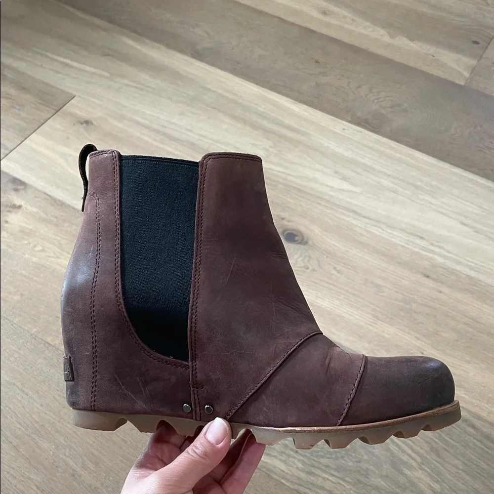 Sorel Lea Wedge Ankle Boots In Redwood/Black Women’s Size 10